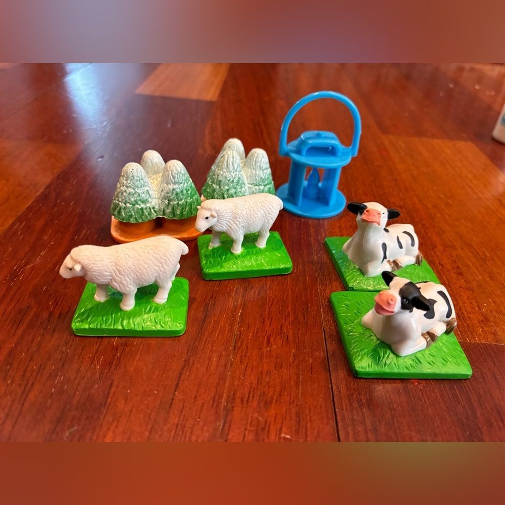 Thomas The Train Farm Animal Mini Figurines Cow Sheep Snow Trees Set Bundle